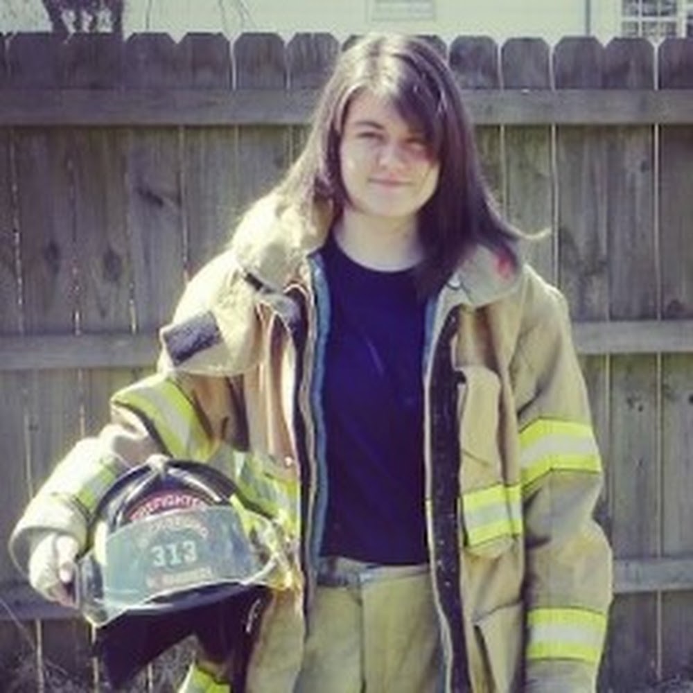 Meet your Posher, Kelley